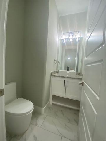 309 N Mill Street, Lewisville, TX 75057