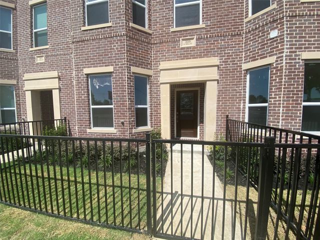 309 N Mill Street, Lewisville, TX 75057