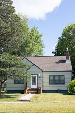 1300 7th Avenue, Worthington, MN 56187