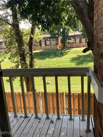 1500 S Albert Pike Avenue 38, Fort Smith, AR 72903