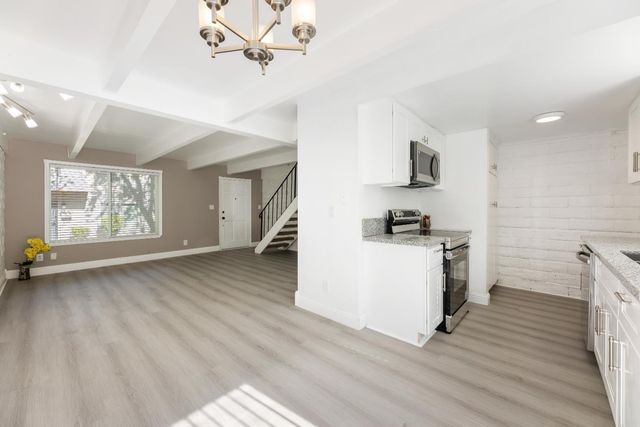 864 Rutledge Dr, Lodi, CA 95242