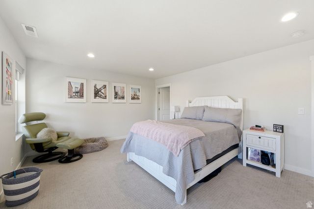 1038 S OLD TOWNE RD, Layton, UT 84041