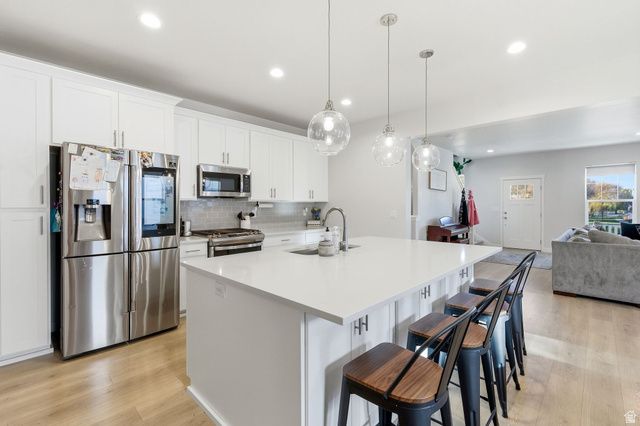 1038 S OLD TOWNE RD, Layton, UT 84041