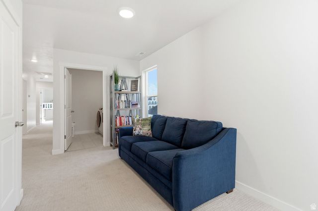 1038 S OLD TOWNE RD, Layton, UT 84041