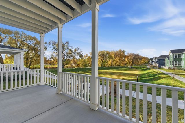 1038 S OLD TOWNE RD, Layton, UT 84041