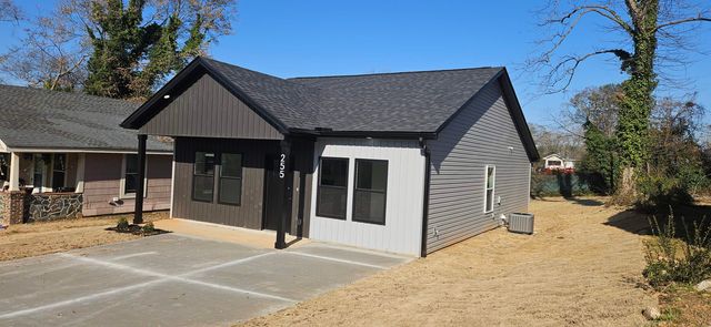 255 Edwards Avenue, Spartanburg, SC 29306