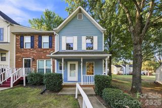 8112 Circle Tree Lane, Charlotte, NC 28277