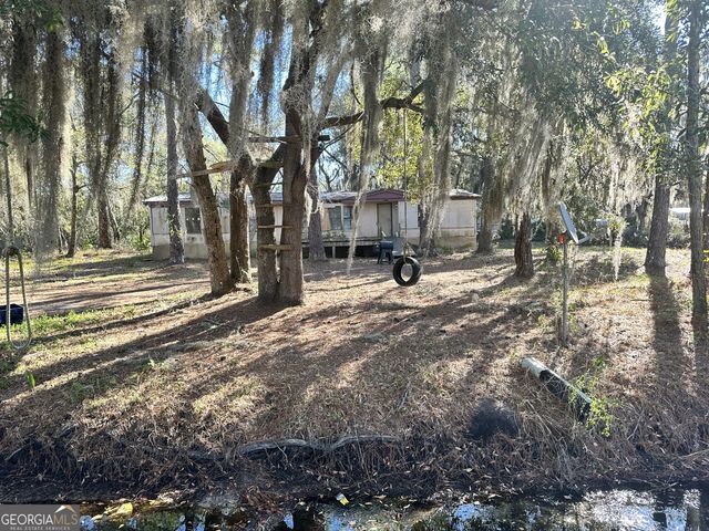 181 Pelican Circle, Woodbine, GA 31569