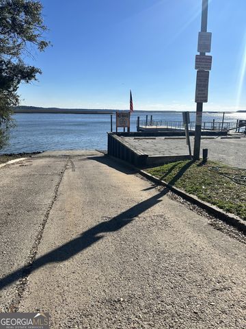 181 Pelican Circle, Woodbine, GA 31569