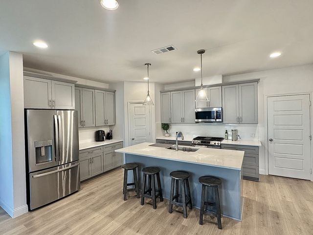 3433 Vista Highlands Lane, Fort Worth, TX 76135