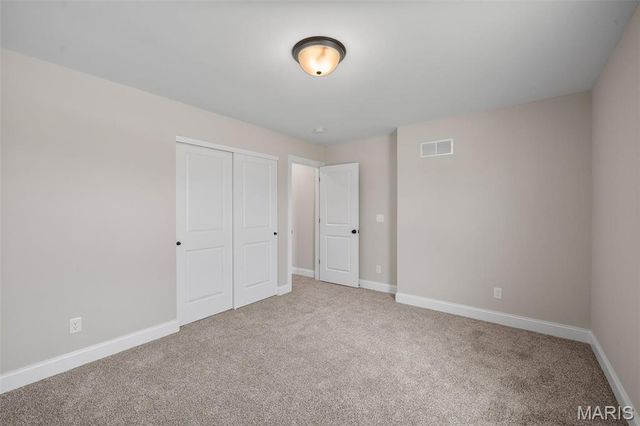 969 Brookfield Chase ct, Florissant, MO 63031