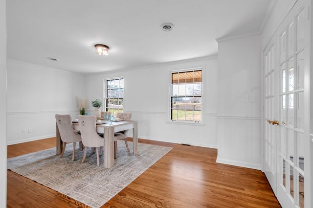 211 W Hills Ter, Dickson, TN 37055