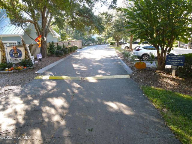 511 W St George Street, Southport, NC 28461