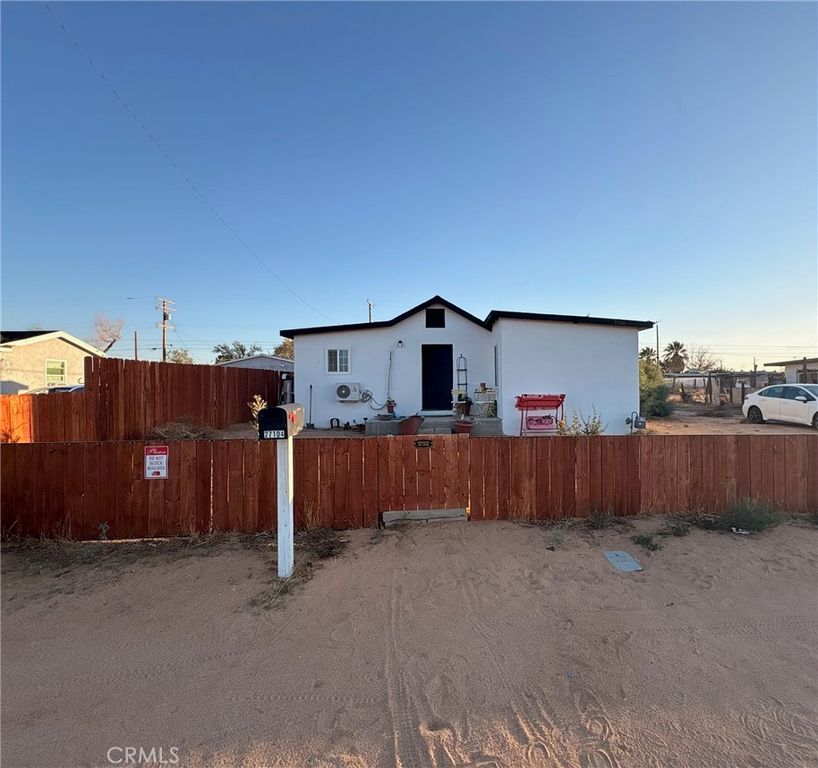 Image 1 of property listing at 27104 Prospect, Boron, CA 93516