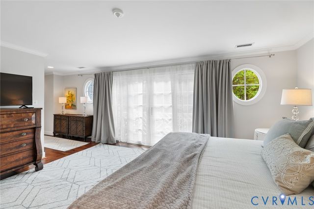 300 Sunset Dr, Richmond, VA 23229