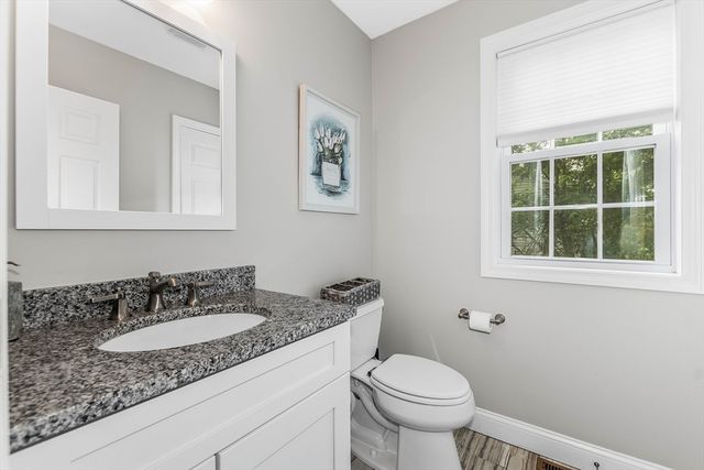 99 Elm St 99, Shrewsbury, MA 01545