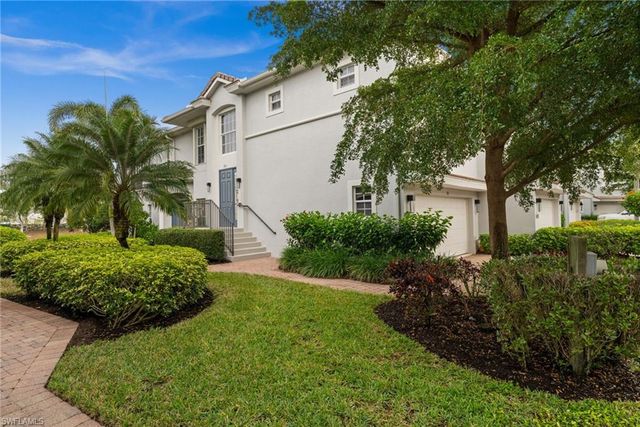 5045 Blauvelt WAY 201, Naples, FL 34105