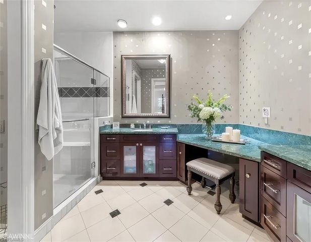 5045 Blauvelt WAY 201, Naples, FL 34105