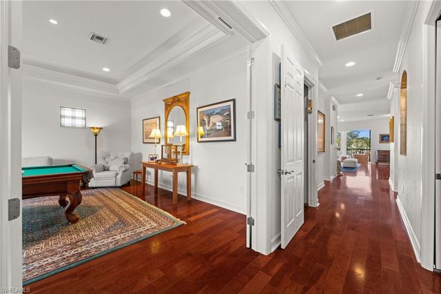 5045 Blauvelt WAY 201, Naples, FL 34105