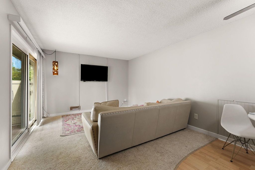 3277 Cloman Way 26, Inver Grove Heights, MN 55076 — photo 5