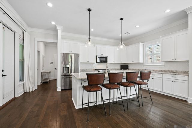305 Rue Petite, Covington, LA 70433