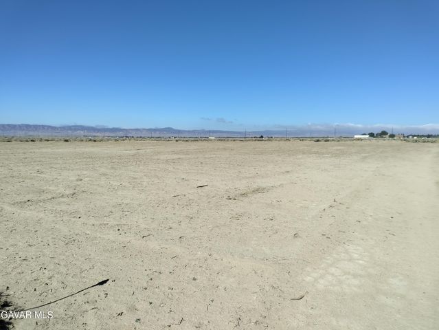 Cor Avenue D8 67 Stw, Lancaster, CA 93536