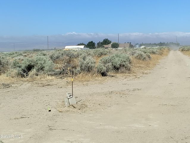 Cor Avenue D8 67 Stw, Lancaster, CA 93536