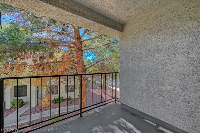 4730 Nara Vista Way 202, Las Vegas, NV 89103