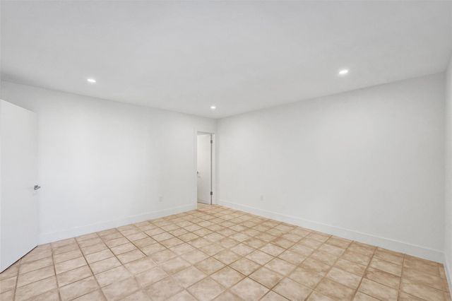 4040 N Hills Drive 24, Hollywood, FL 33021