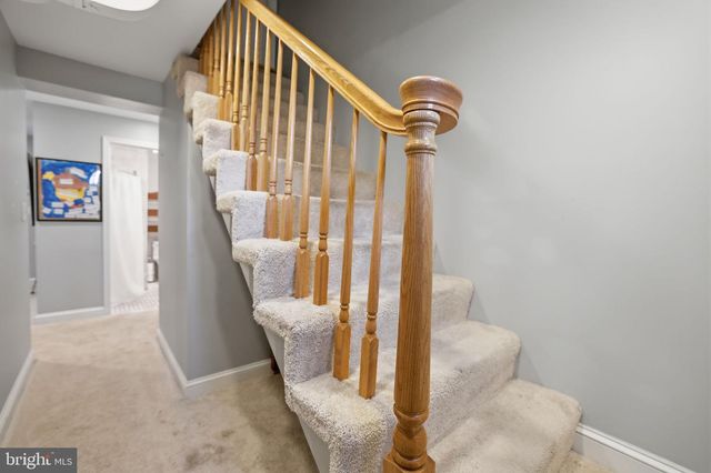 2004 N CLEVELAND ST, Arlington, VA 22201