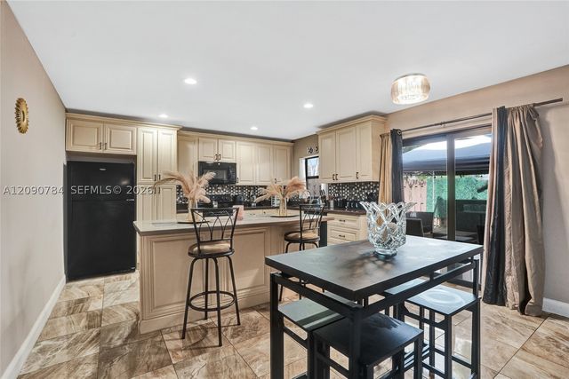 8108 SW 23rd Ct 26B, North Lauderdale, FL 33068