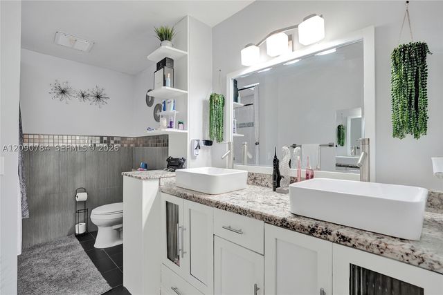 8108 SW 23rd Ct 26B, North Lauderdale, FL 33068