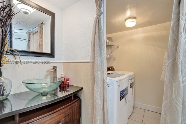 8108 SW 23rd Ct 26B, North Lauderdale, FL 33068