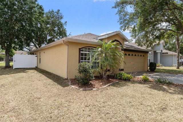 7814 BRISBANE COURT, New Port Richey, FL 34654