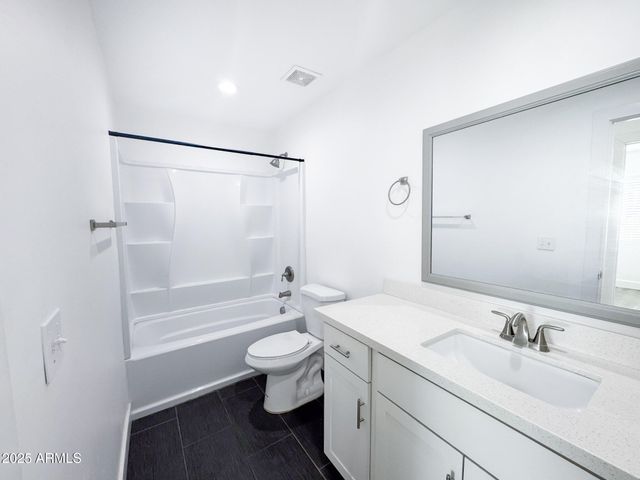 2055 E ORANGE Street, Tempe, AZ 85281