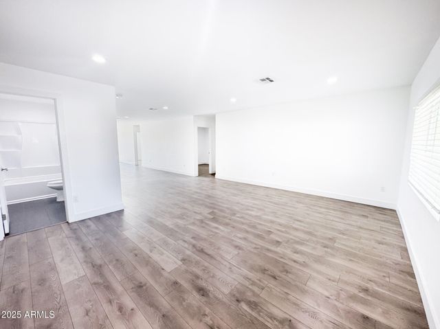 2055 E ORANGE Street, Tempe, AZ 85281