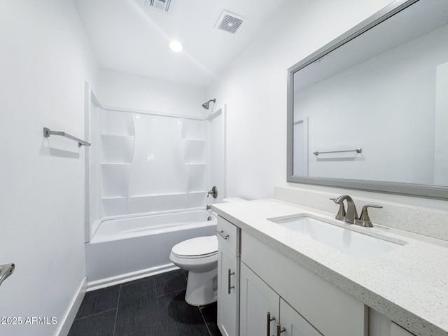 2055 E ORANGE Street, Tempe, AZ 85281