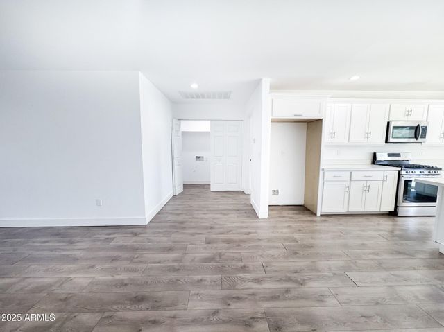 2055 E ORANGE Street, Tempe, AZ 85281