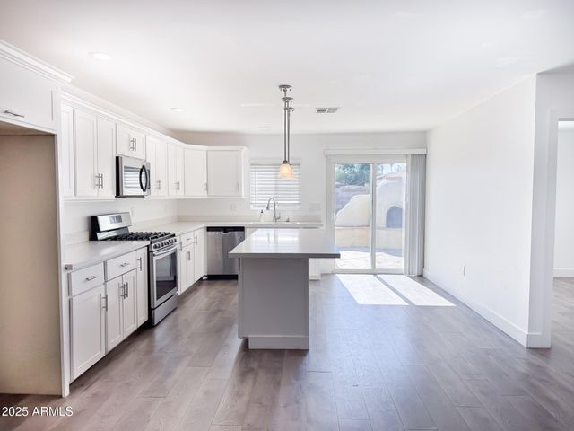 2055 E ORANGE Street, Tempe, AZ 85281