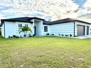 2006 NW 21st ST, Cape Coral, FL 33993