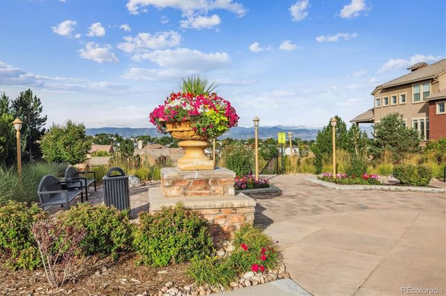 9487 Loggia Street D, Littleton, CO 80126