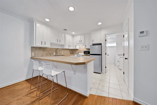 520 W 15th Street, Houston, TX 77008