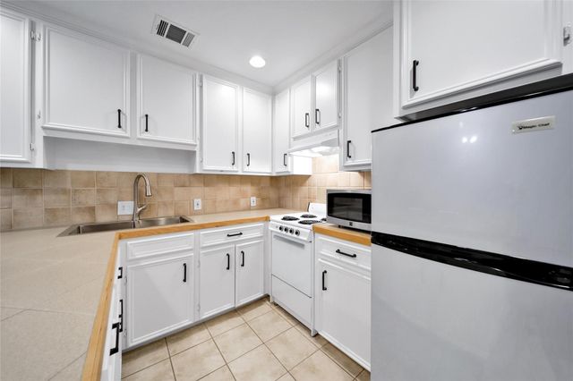 520 W 15th Street, Houston, TX 77008