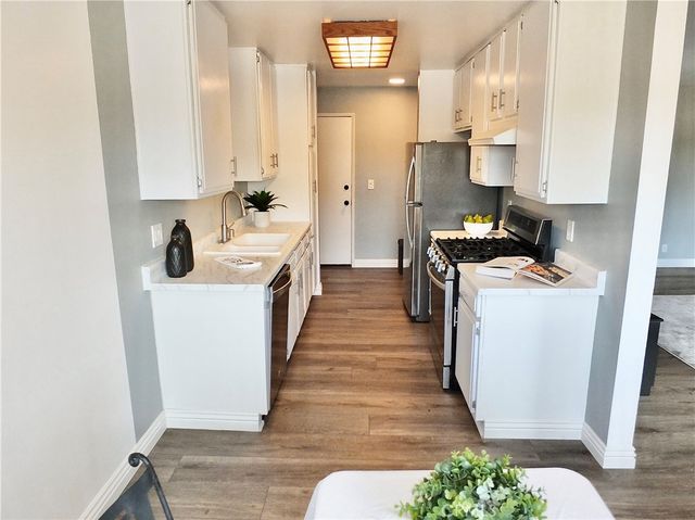 4591 Orange Avenue 306, Long Beach, CA 90807
