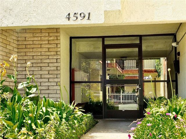 4591 Orange Avenue 306, Long Beach, CA 90807