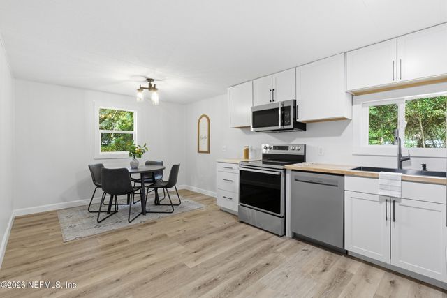 23264 NW 178TH Place, High Springs, FL 32643