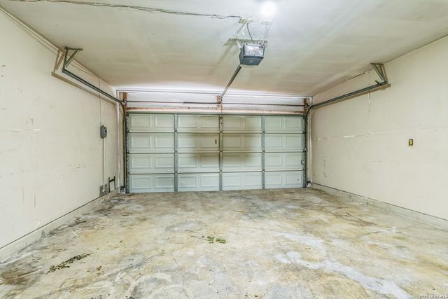7427 Legend Point, San Antonio, TX 78244