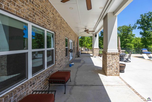 7287 Mosley Dixion Road, Macon, GA 31220