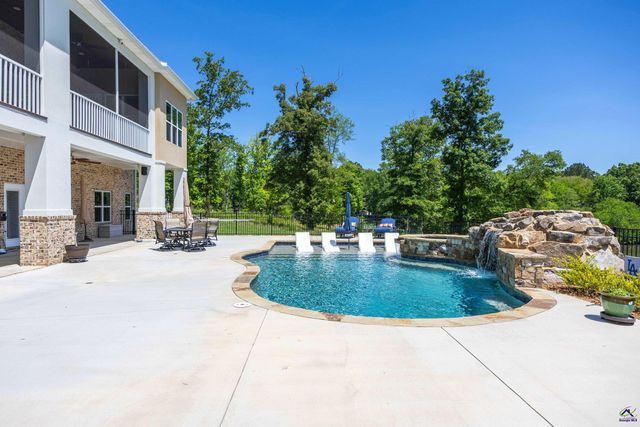7287 Mosley Dixion Road, Macon, GA 31220
