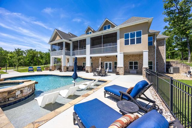 7287 Mosley Dixion Road, Macon, GA 31220